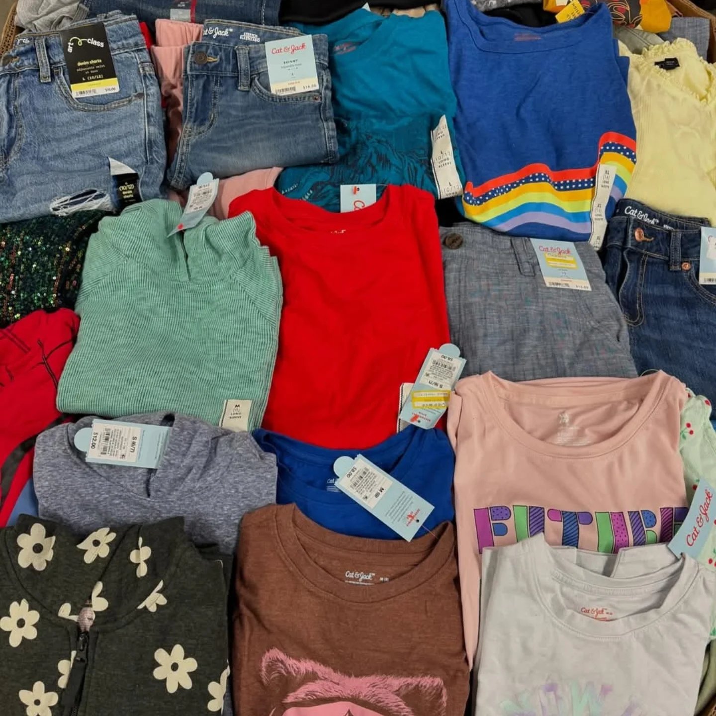 Kids clothing pallet - Image 5