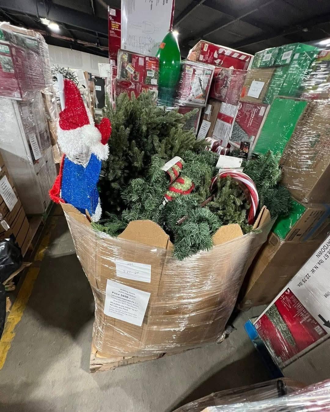 Christmas Pallets - Image 3