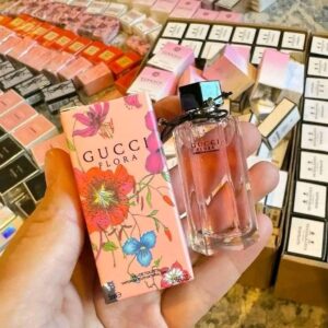 Half Pallet Mini perfumes