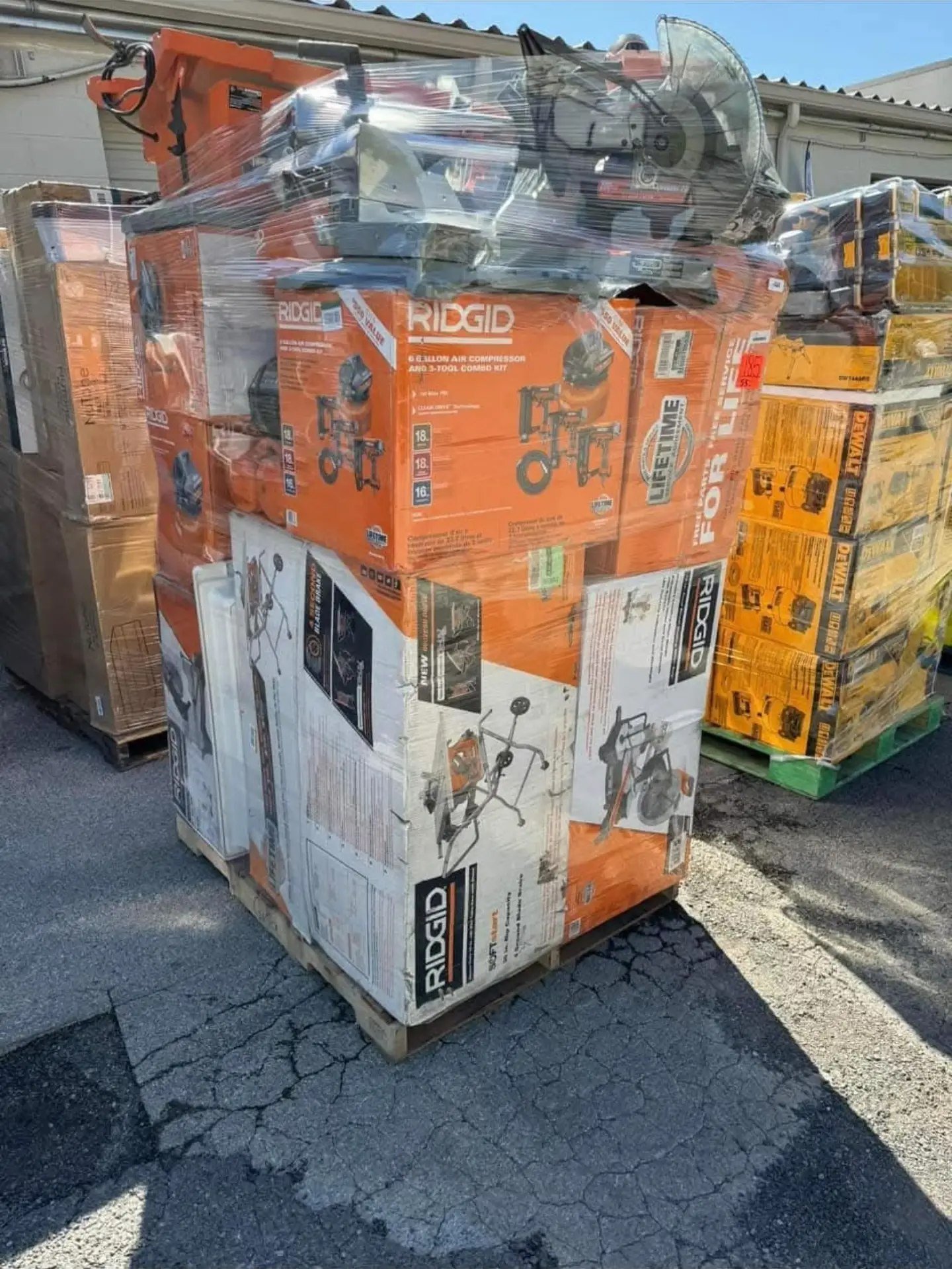 TOOL & APPLIANCE PALLETS - Image 10
